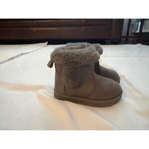 Kids Faux Leather Western Boots - Classic Pointed Toe